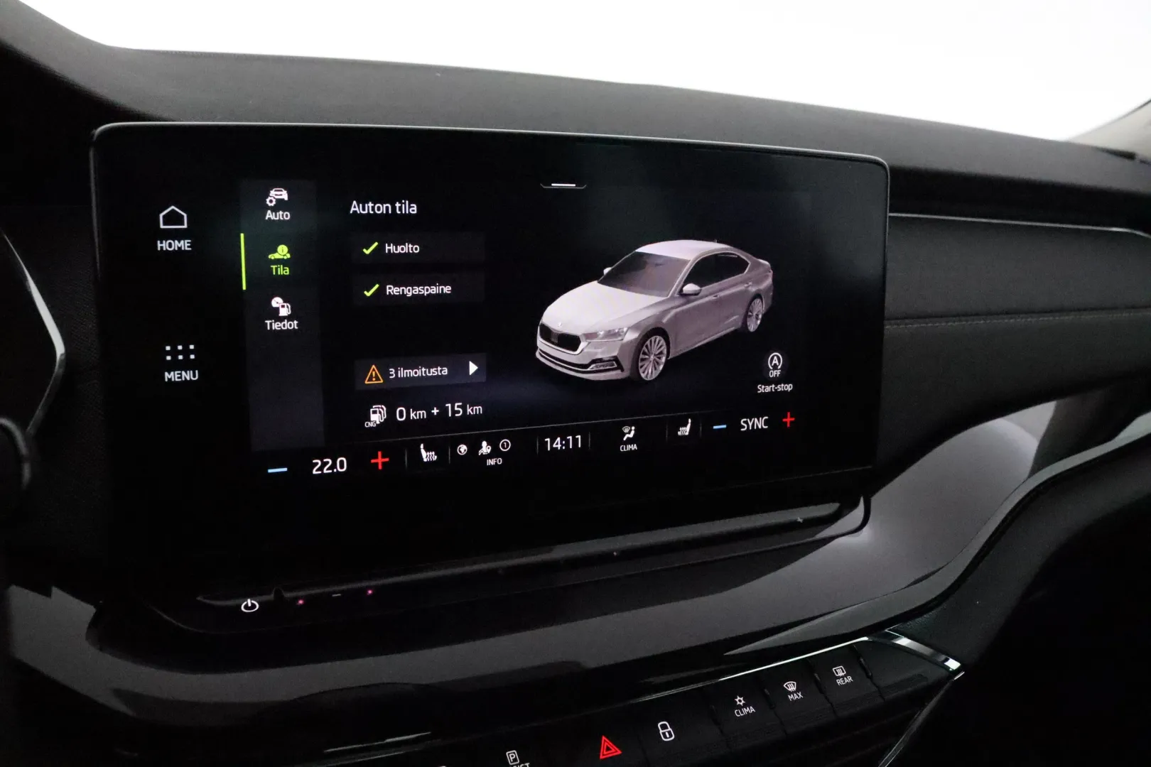 Skoda Octavia KUA-316 carousel image