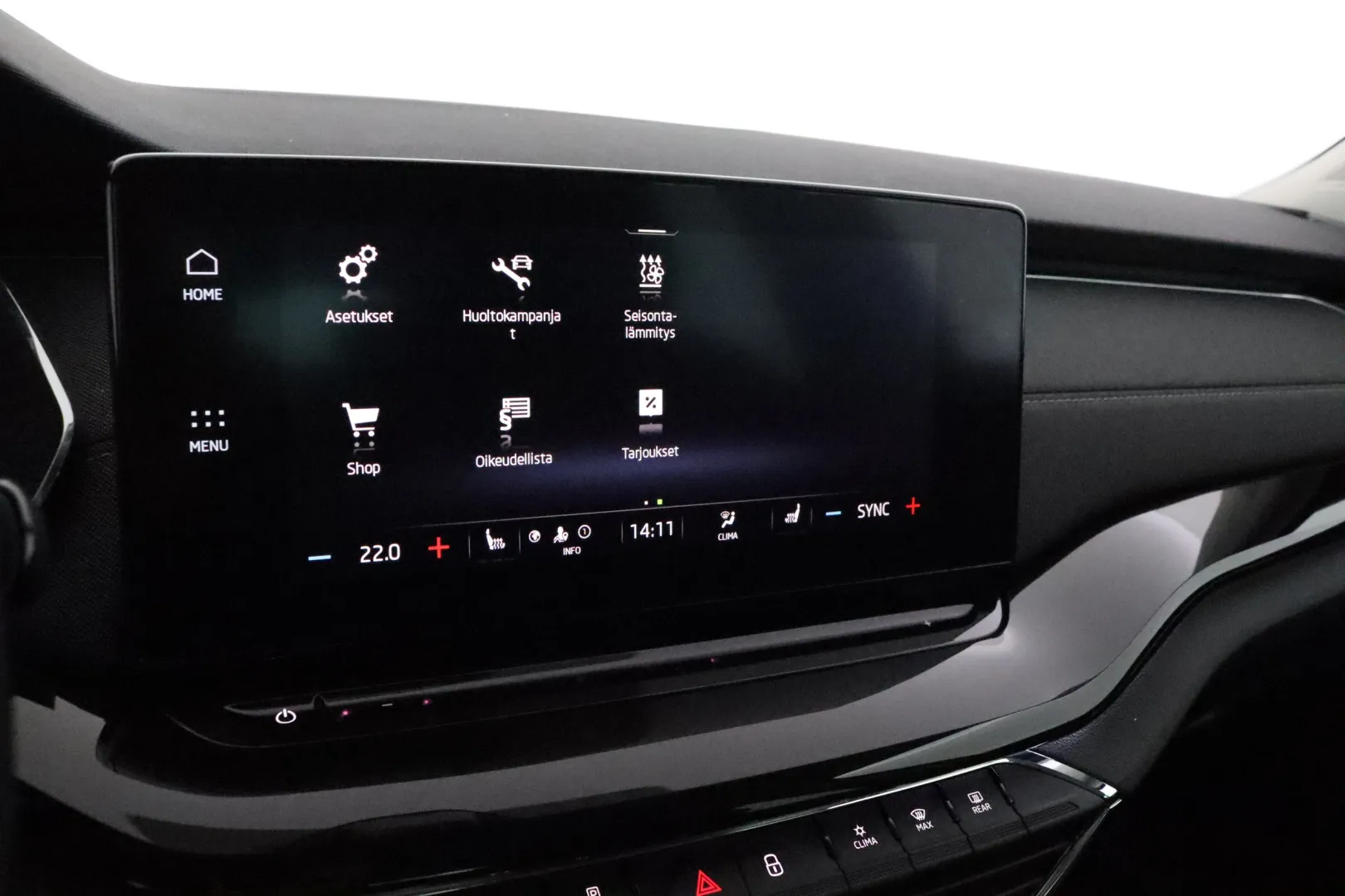 Skoda Octavia KUA-316 carousel image