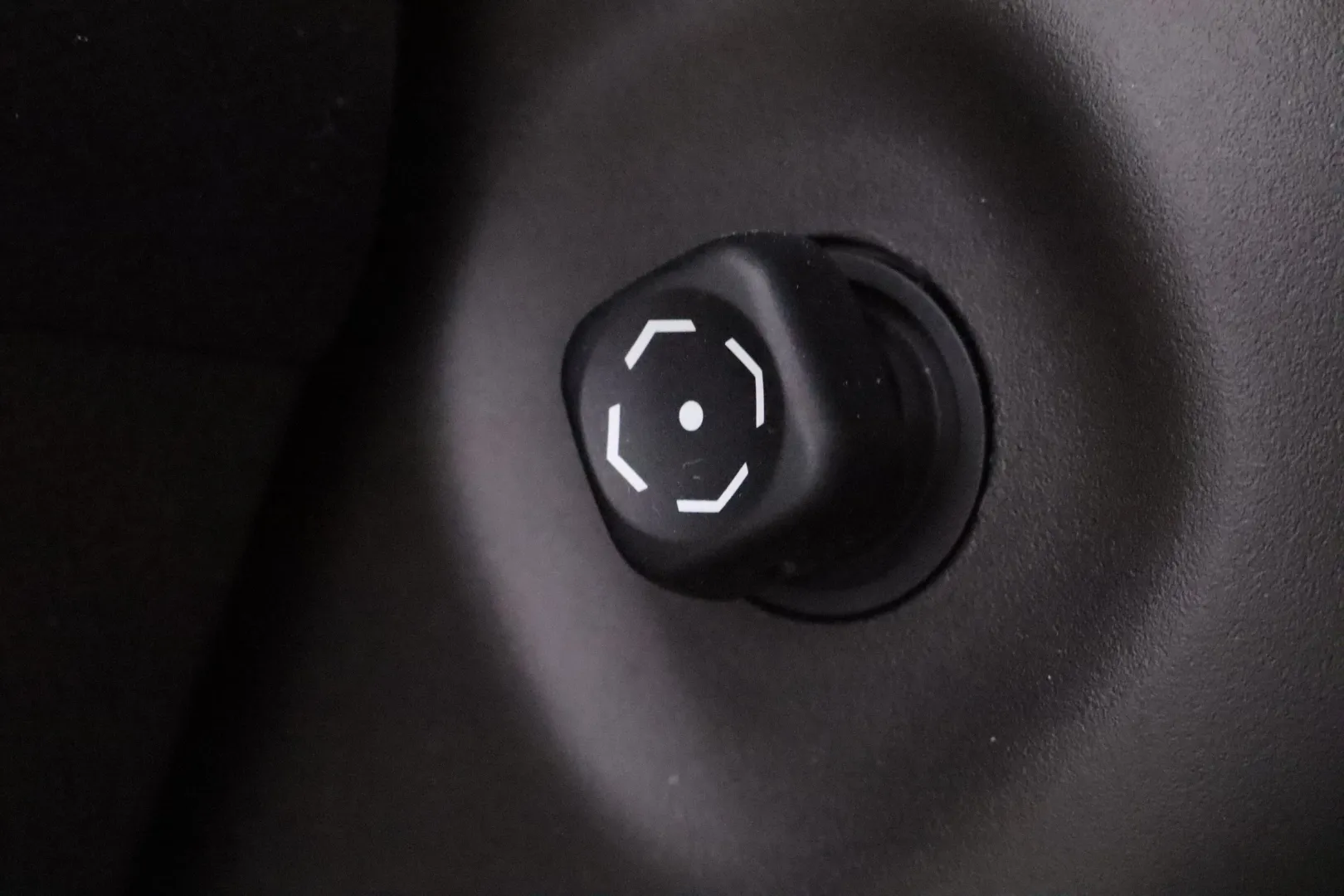 TOYOTA Land Cruiser GMI-953 carousel image