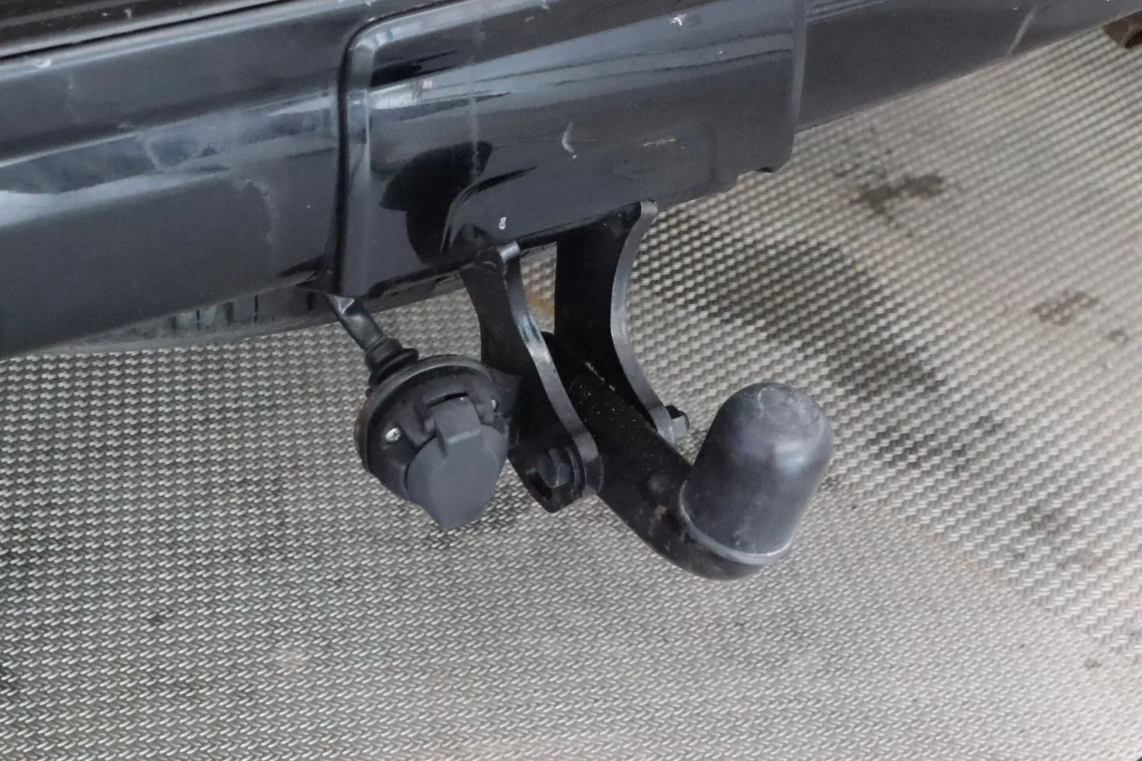 TOYOTA Land Cruiser GMI-953 carousel image