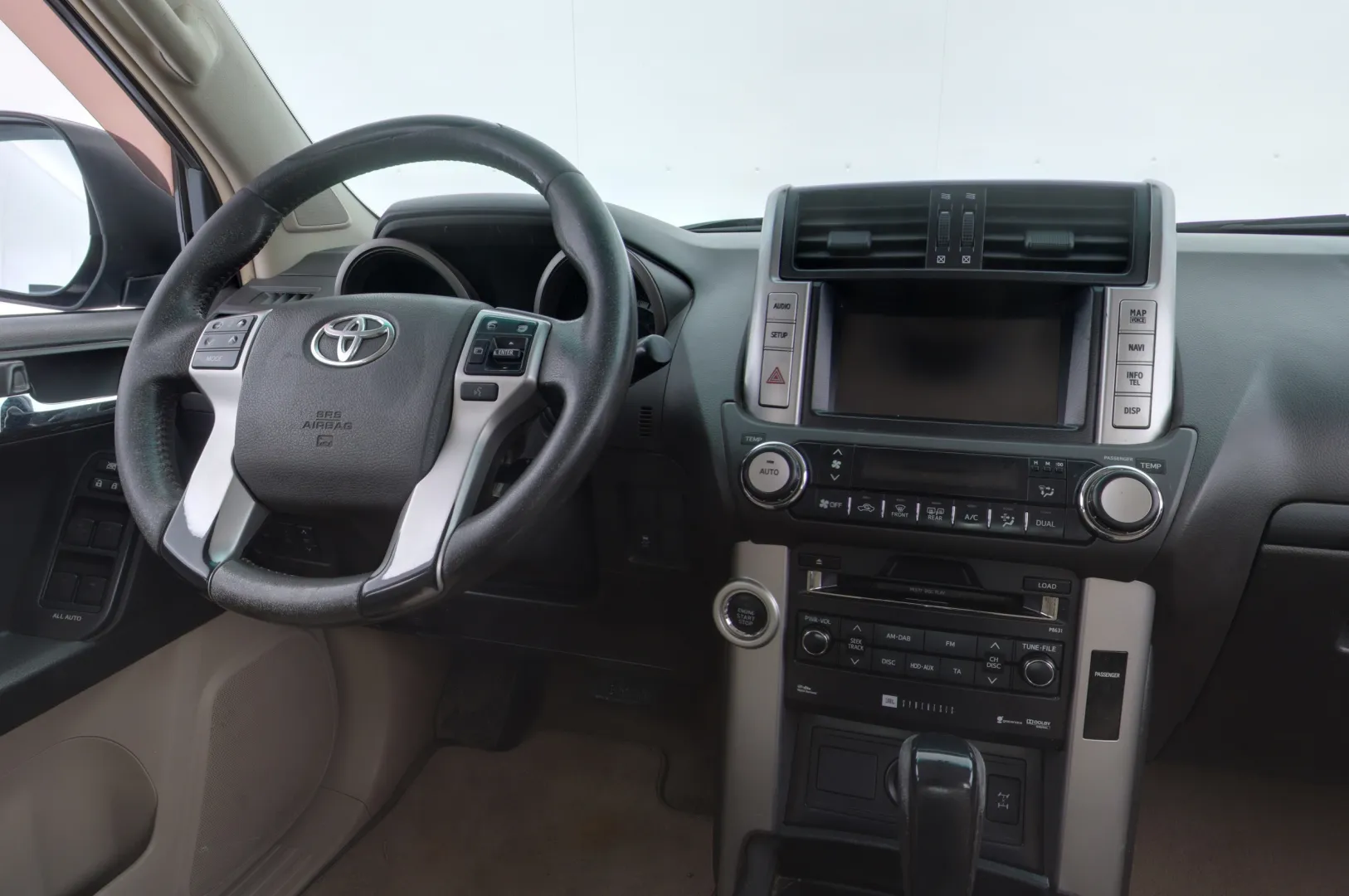 TOYOTA Land Cruiser GMI-953 carousel image