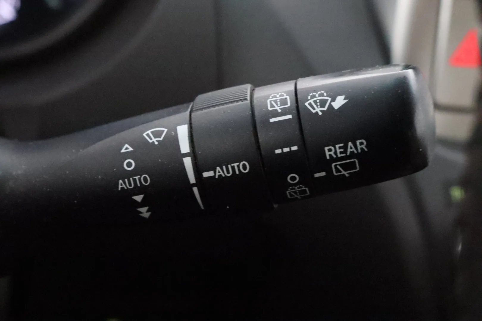 TOYOTA Land Cruiser GMI-953 carousel image