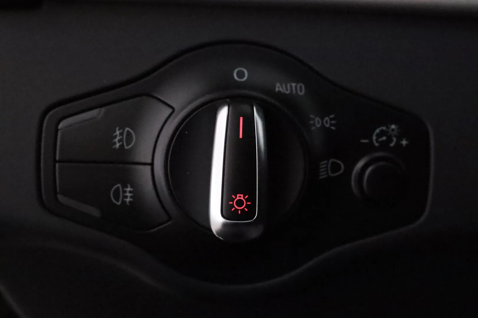 AUDI A5 FKE-482 carousel image