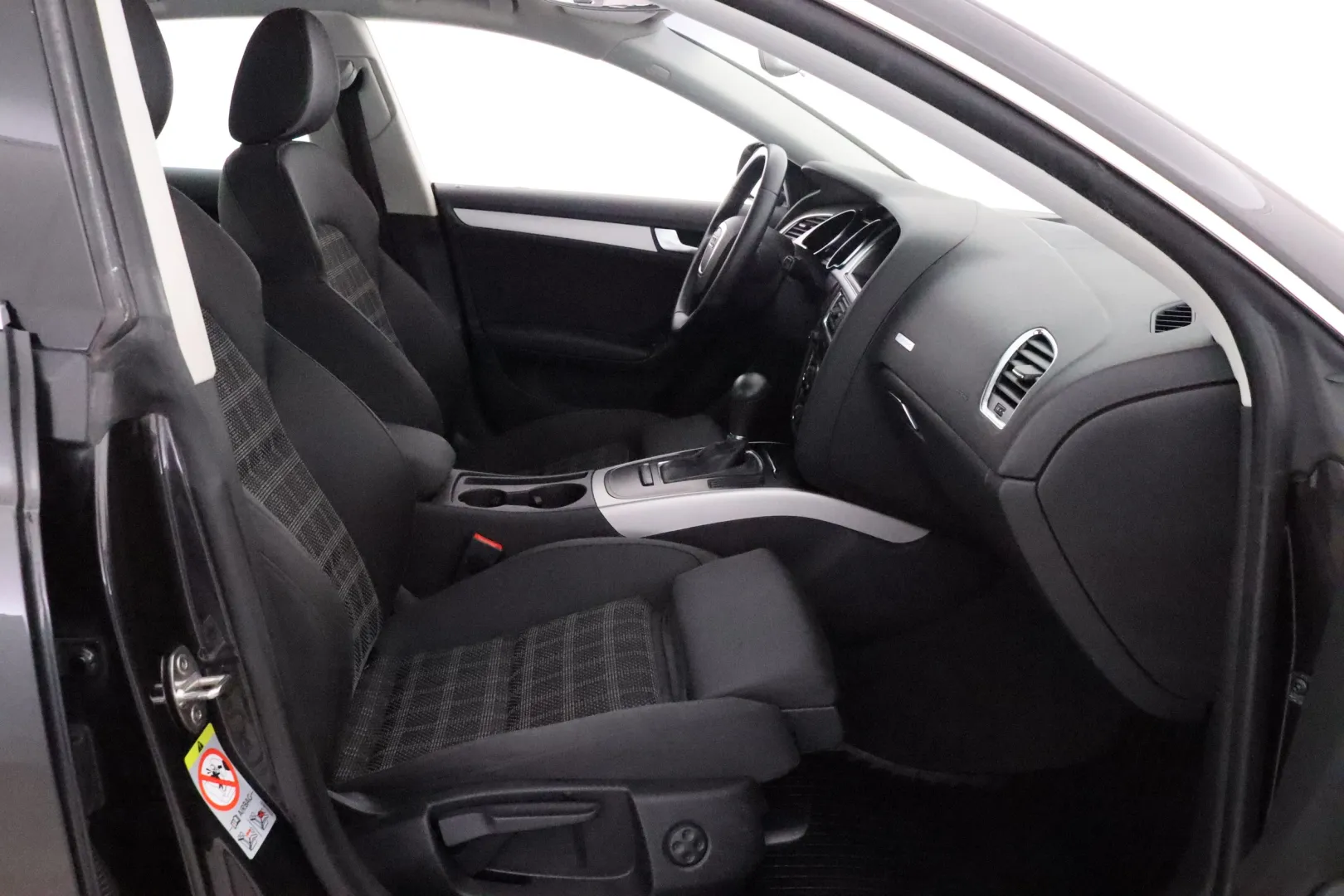 AUDI A5 FKE-482 carousel image