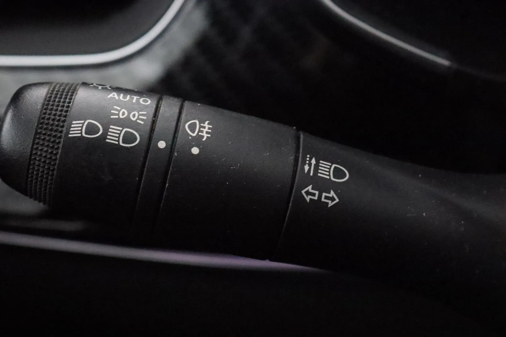 RENAULT Arkana ZOZ-261 carousel image