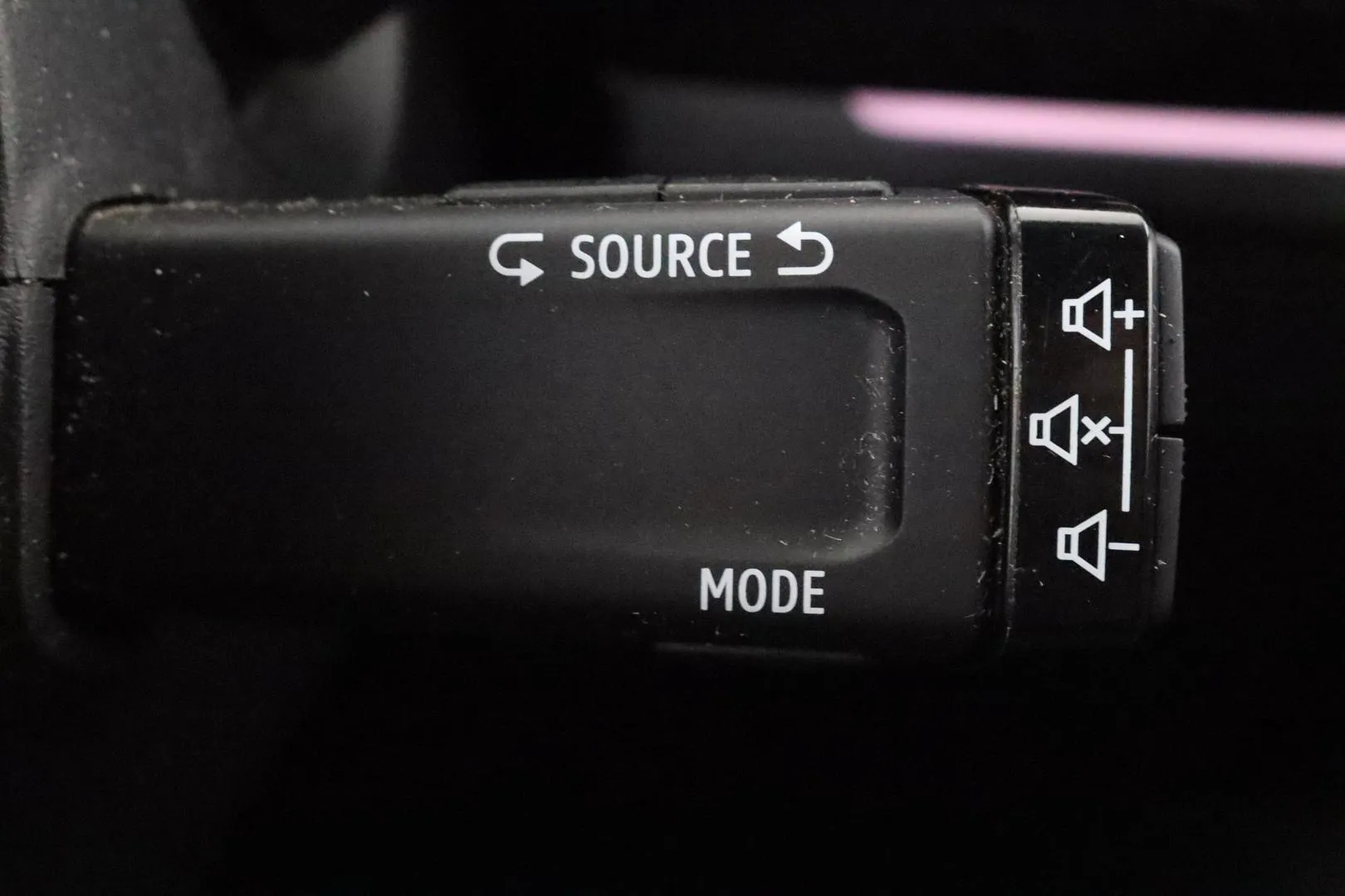 RENAULT Arkana ZOZ-261 carousel image