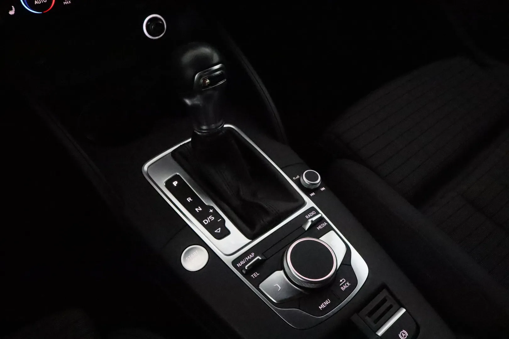 AUDI A3 XOZ-693 carousel image