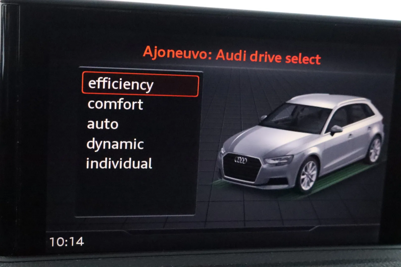 AUDI A3 XOZ-693 carousel image
