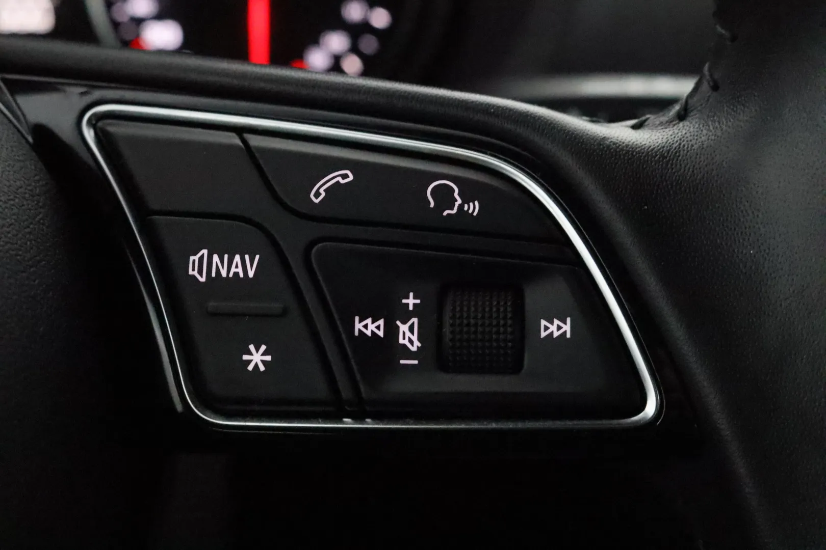 AUDI A3 XOZ-693 carousel image