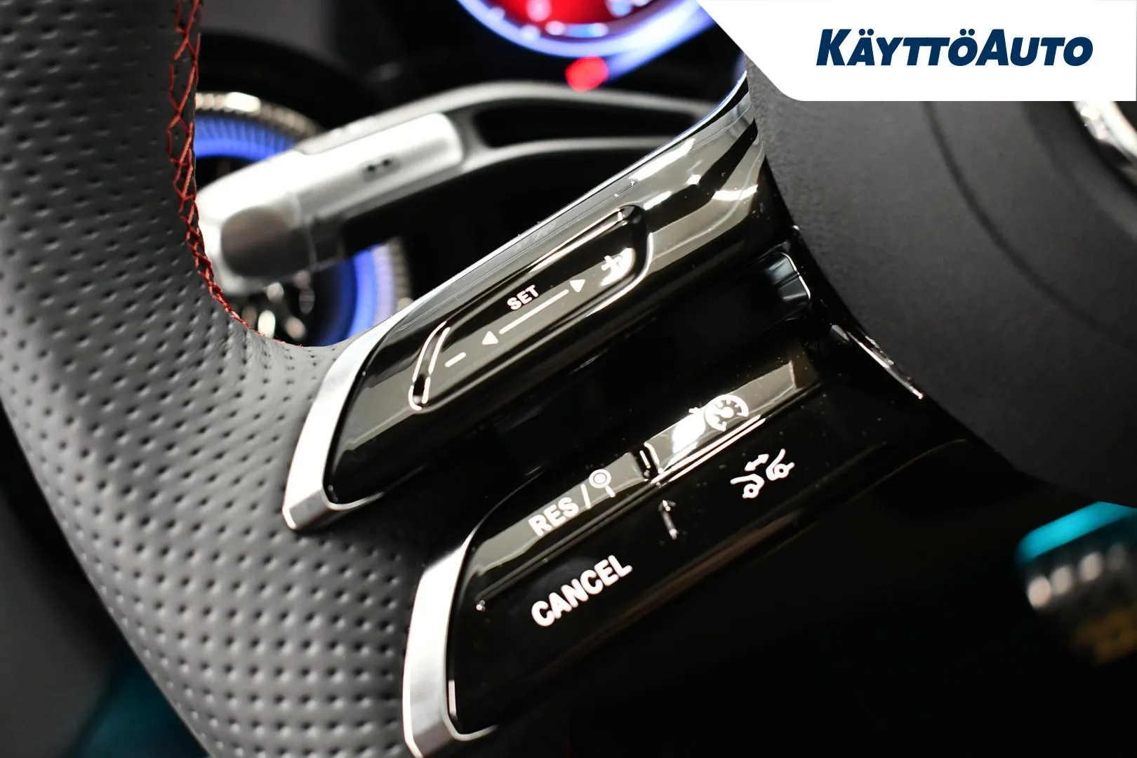 Mercedes-Benz CLA SRP-880 carousel image