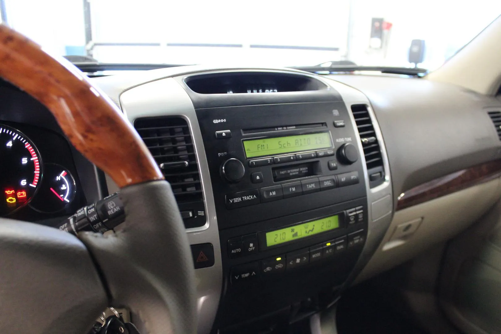 TOYOTA Land Cruiser ZTG-455 carousel image