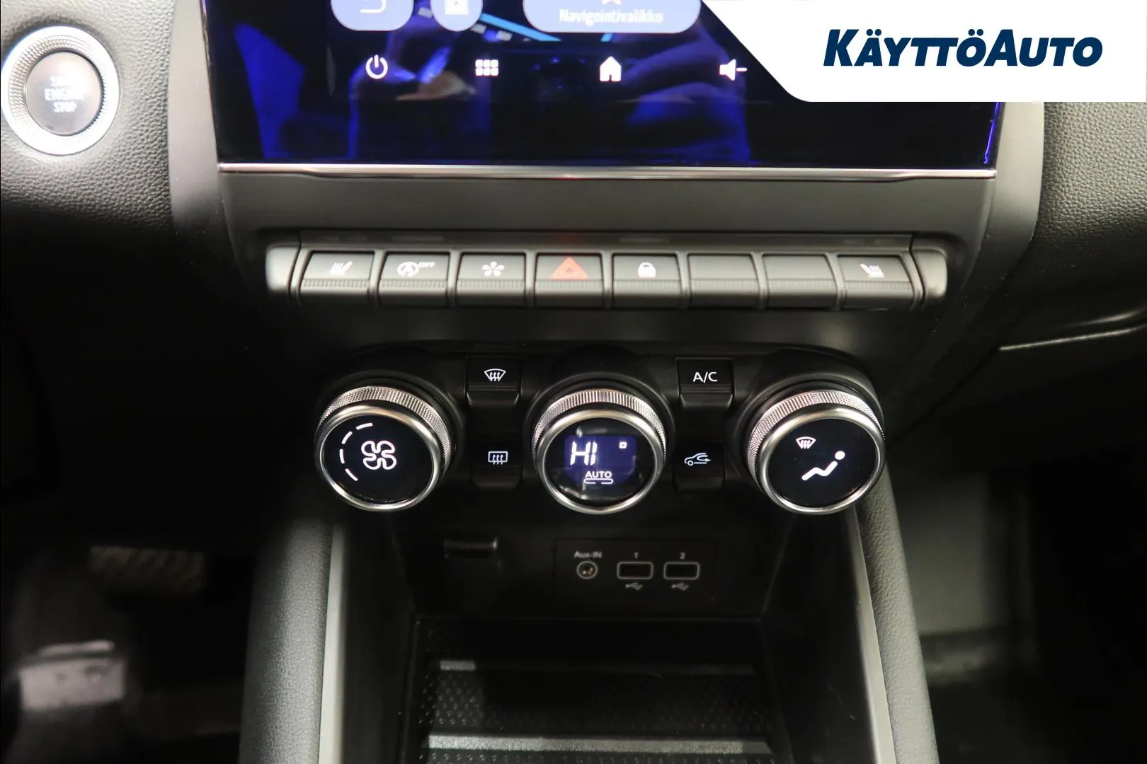 Renault Captur COJ-999 carousel image