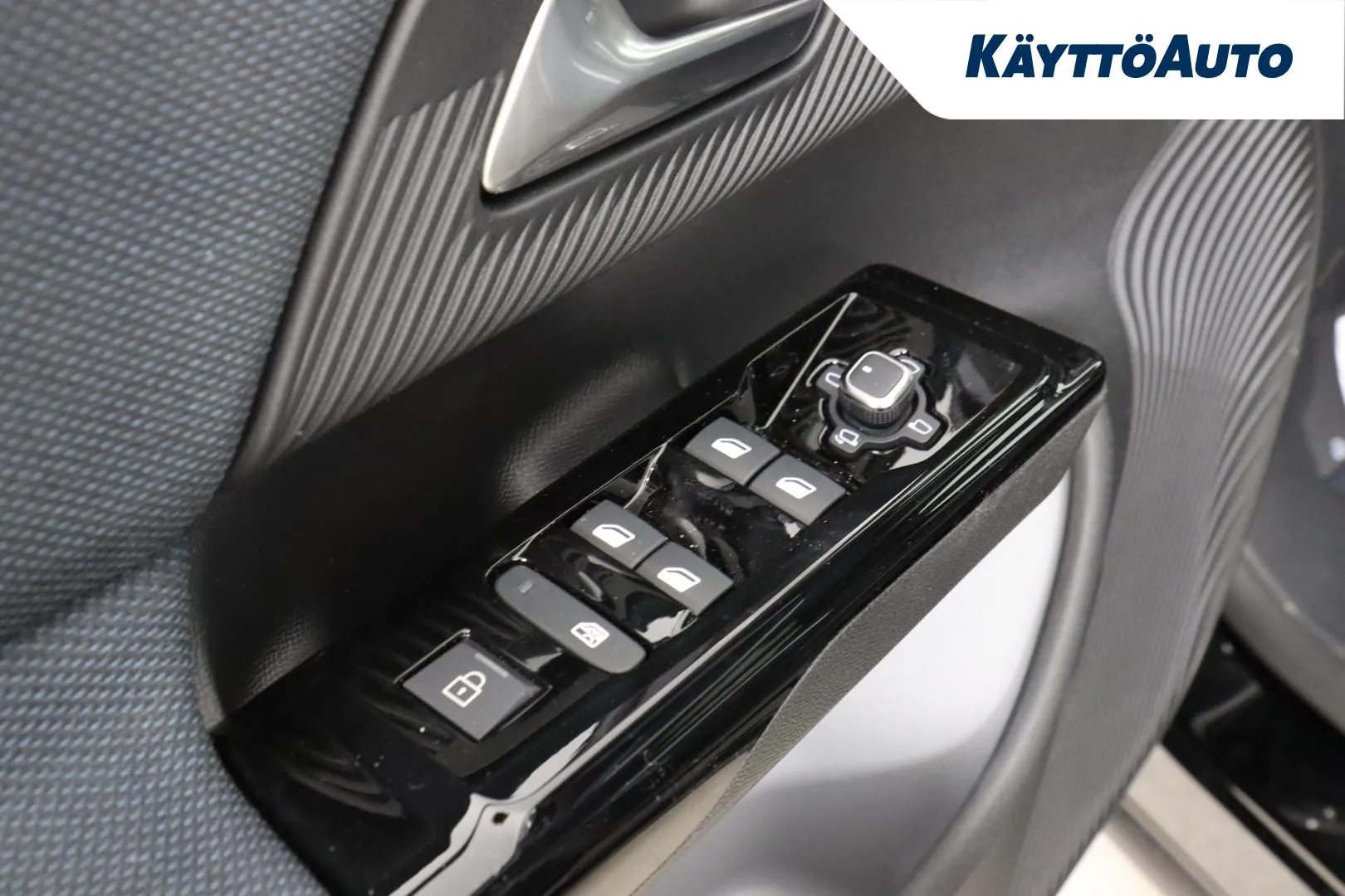 Citroen e-C5 Aircross NOK-252 carousel image