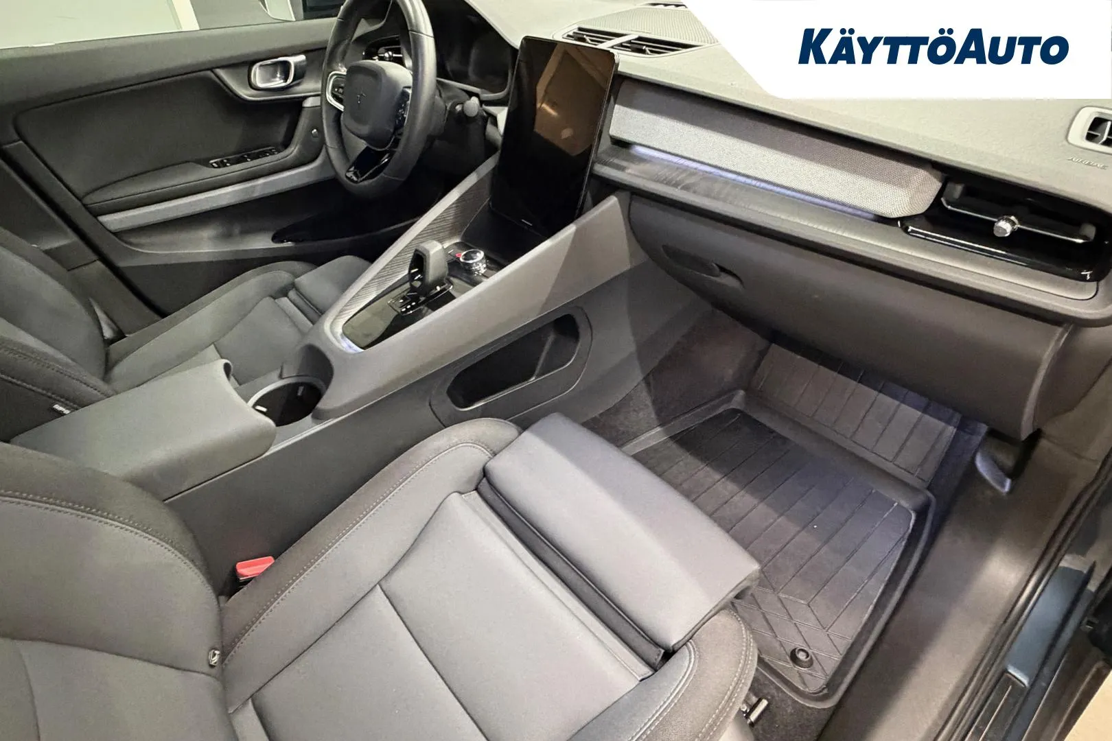 POLESTAR 2 FOU-539 carousel image