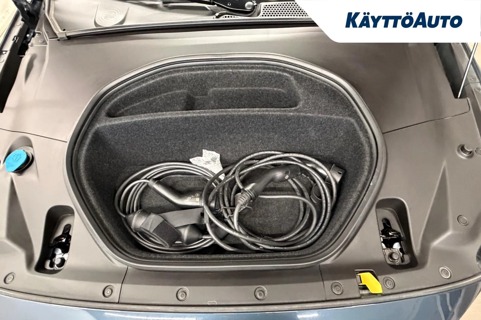 POLESTAR 2 FOU-539 carousel image