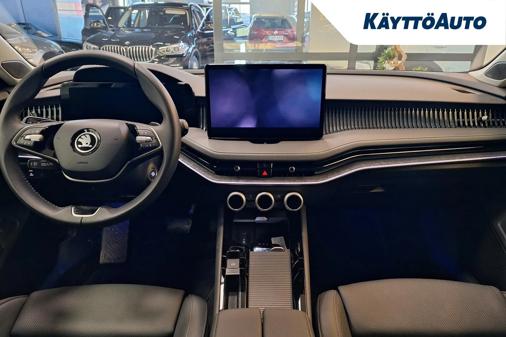 Skoda Superb EVC-181 carousel image