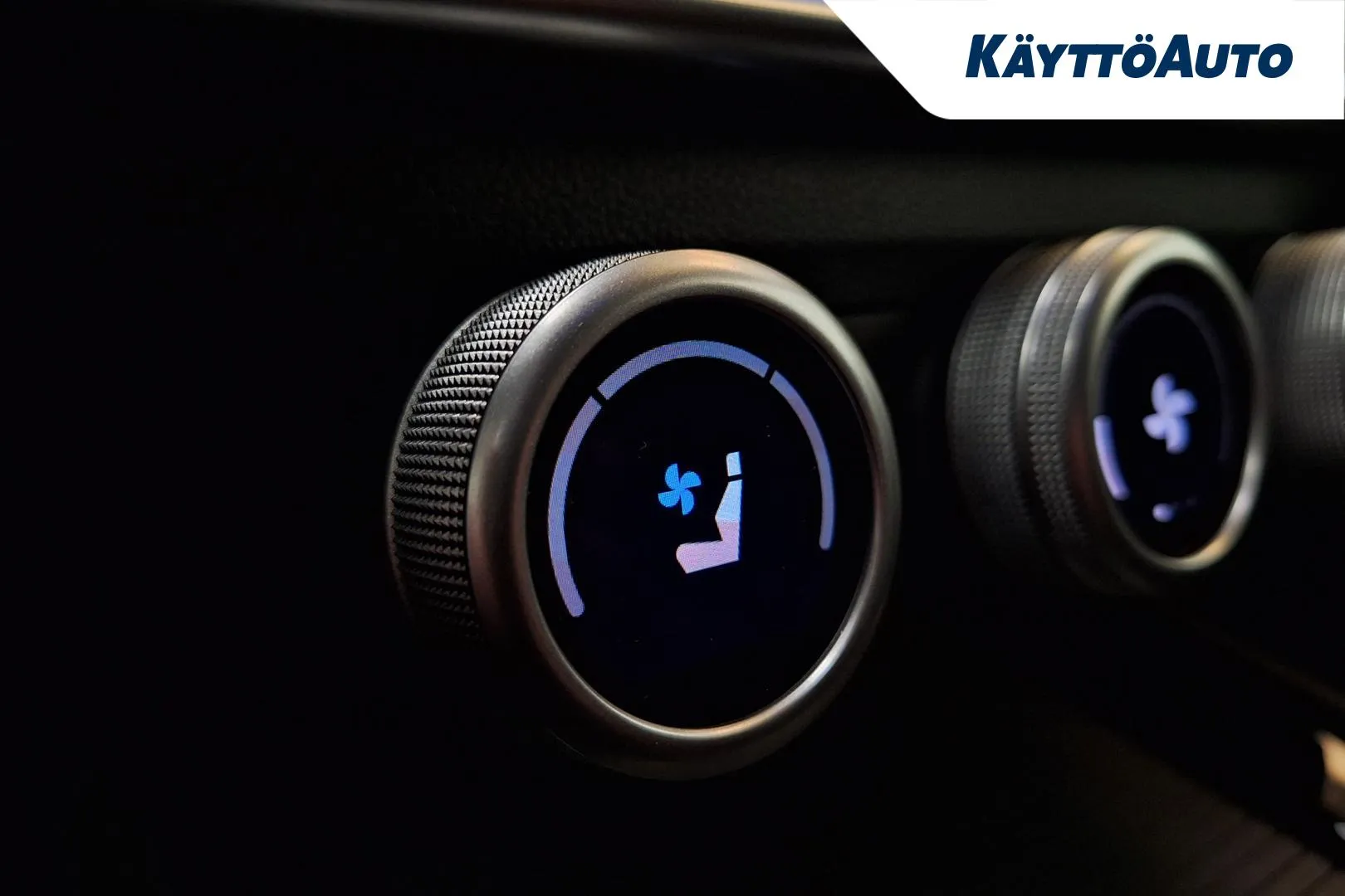 Skoda Superb EVC-181 carousel image