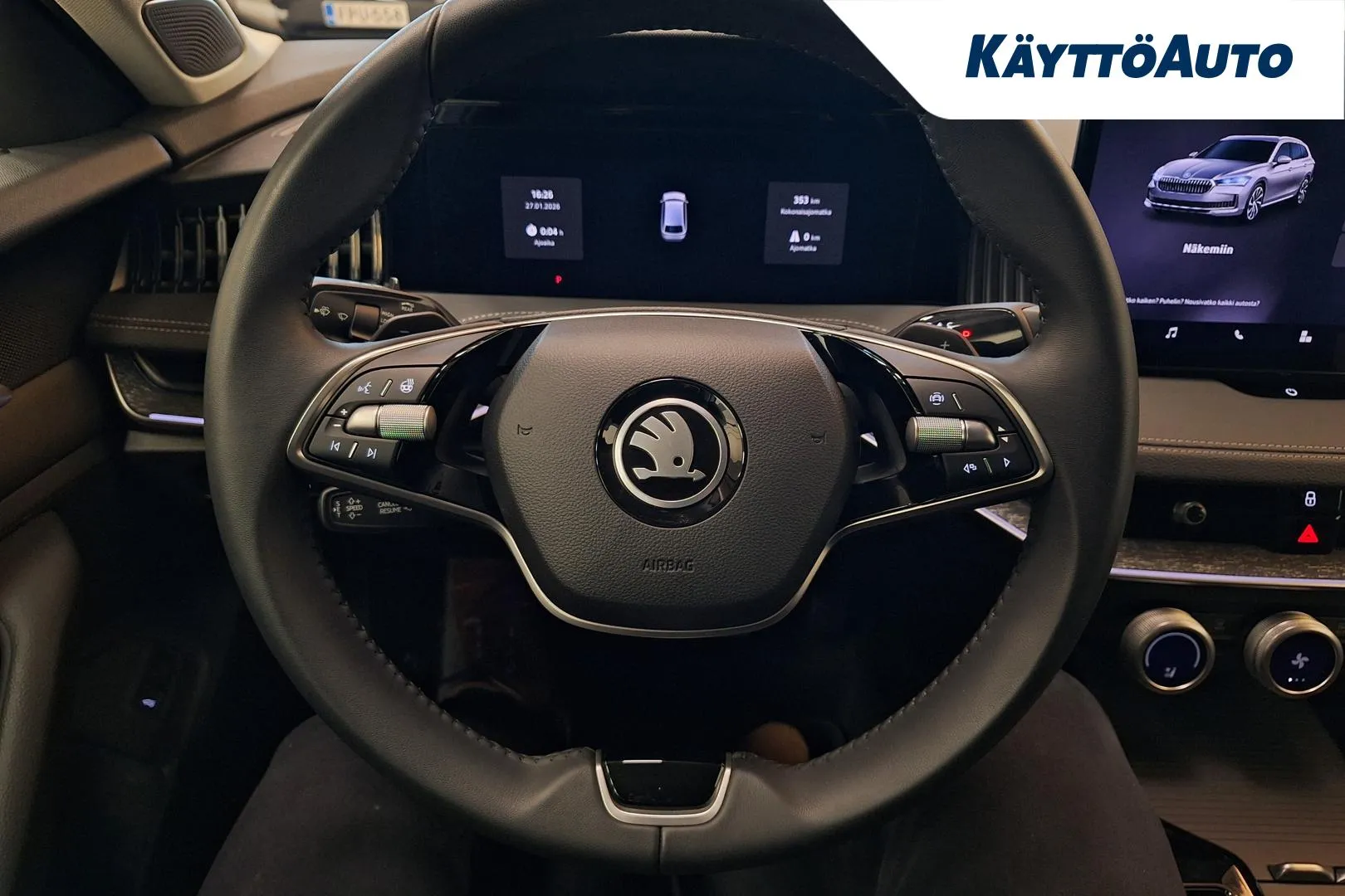 Skoda Superb EVC-181 carousel image