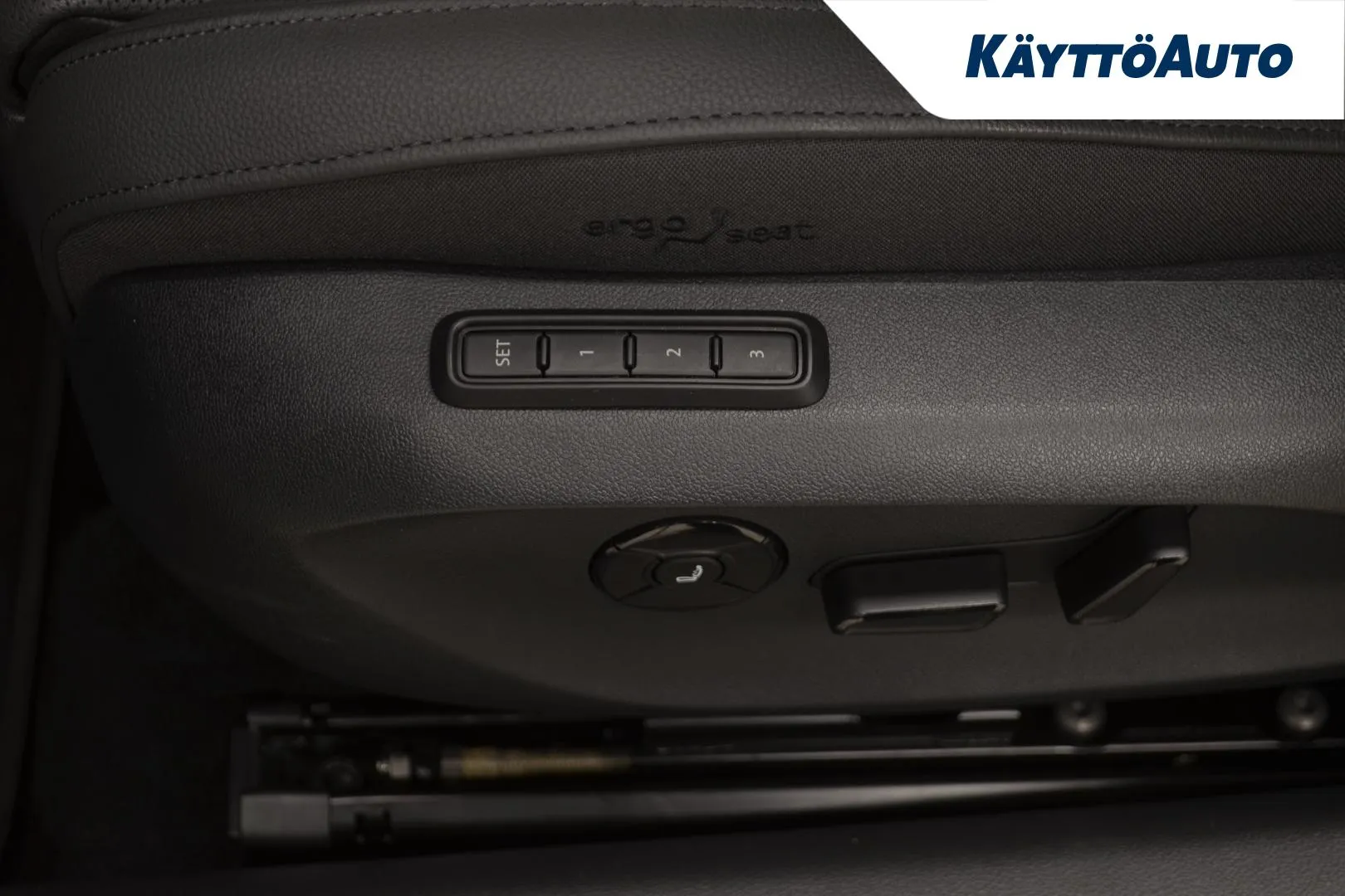 Skoda Superb EVC-181 carousel image