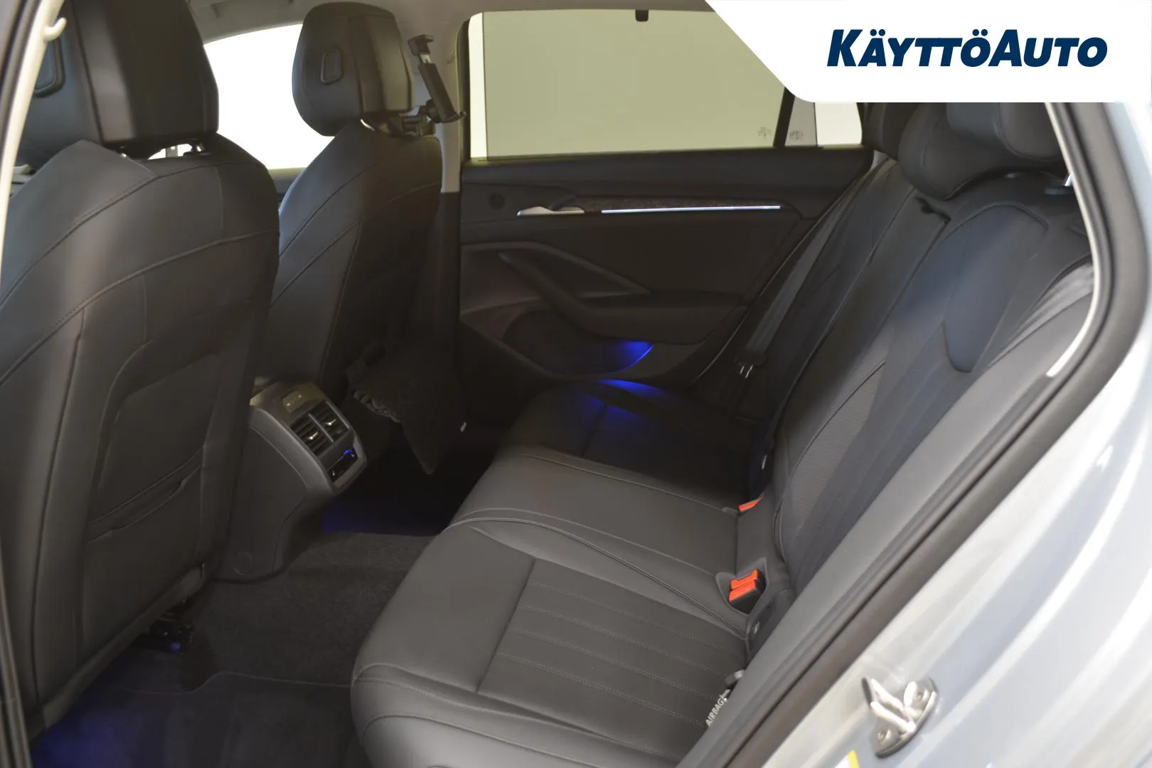 Skoda Superb EVC-181 carousel image