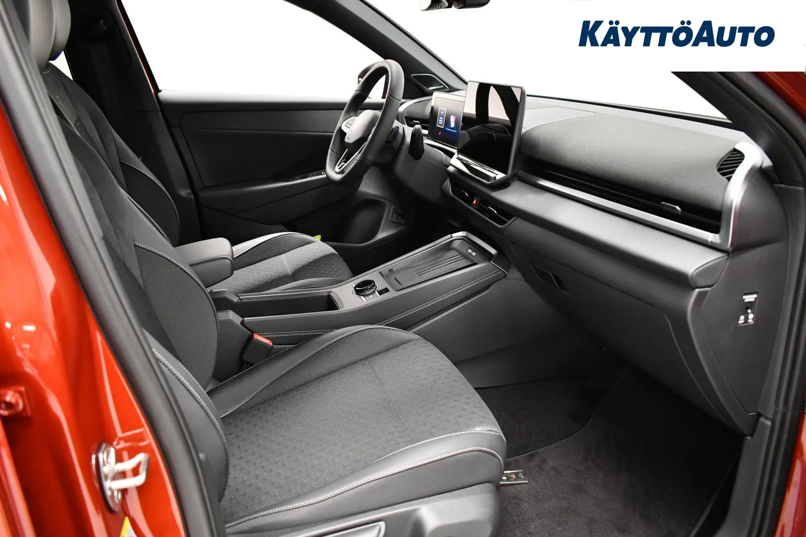 Volkswagen T-Roc SRN-996 carousel image