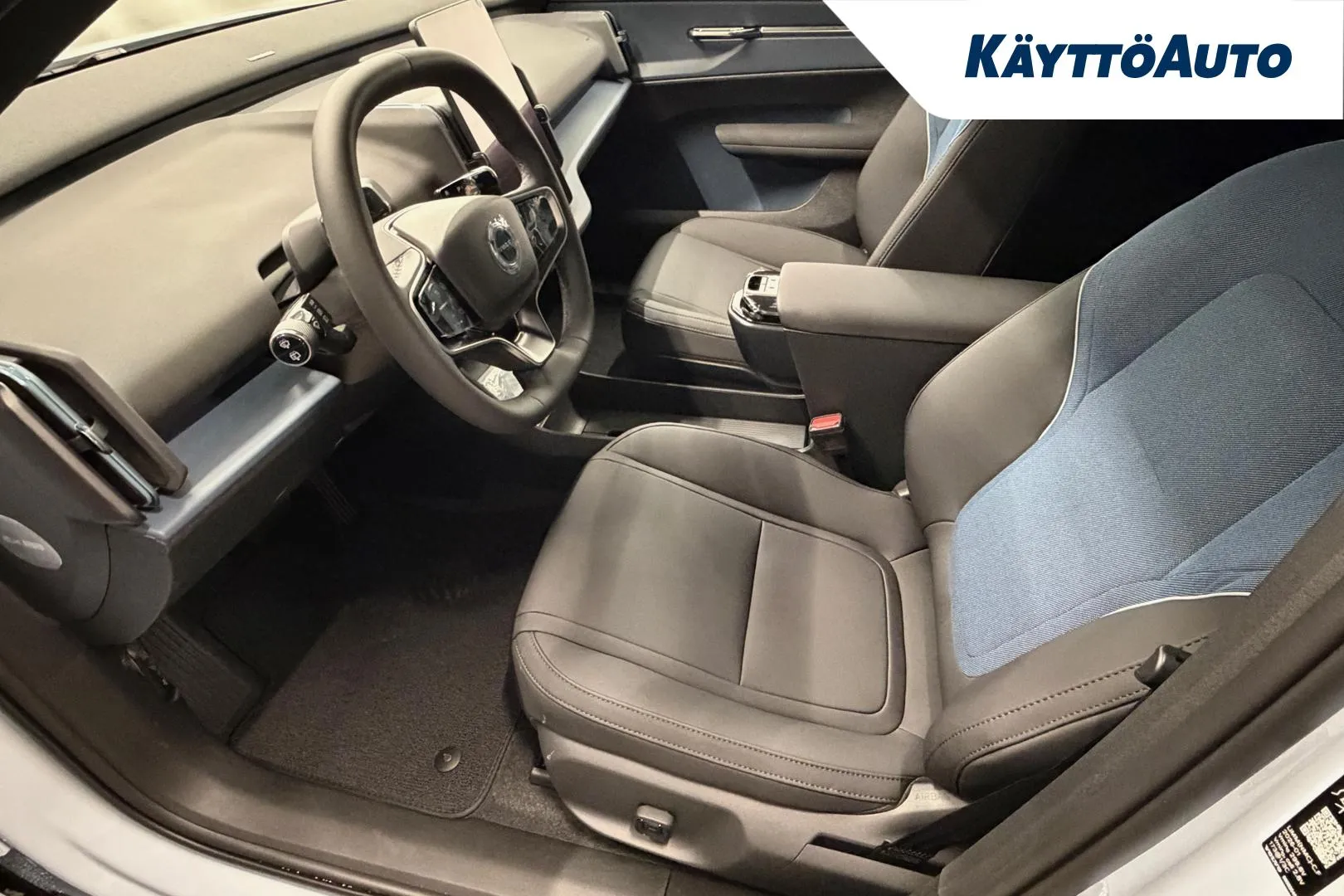 Volvo EX30 XTN-409 carousel image