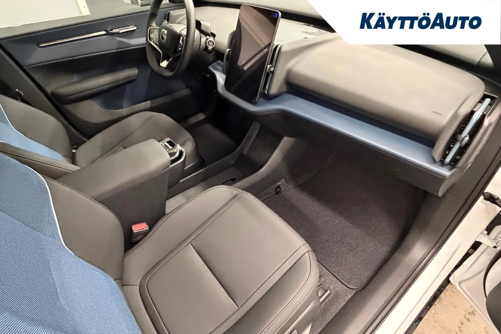 Volvo EX30 XTN-414 carousel image