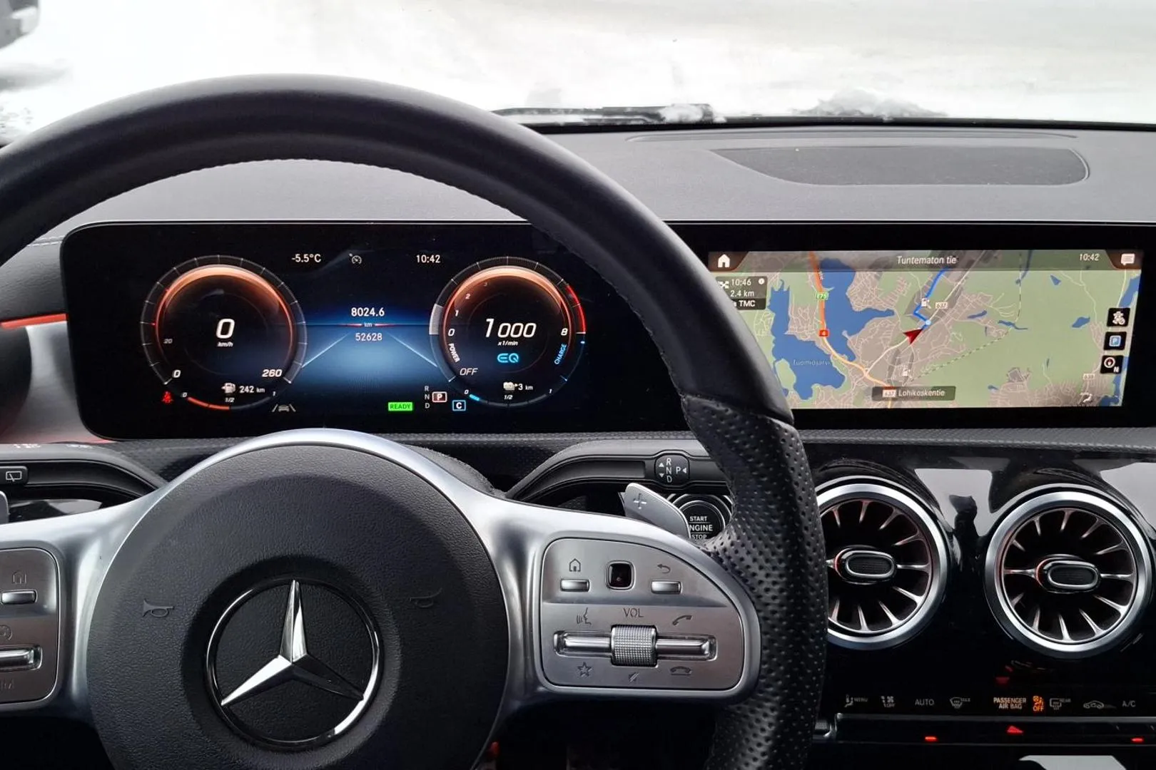 Mercedes-Benz A CRM-864 carousel image