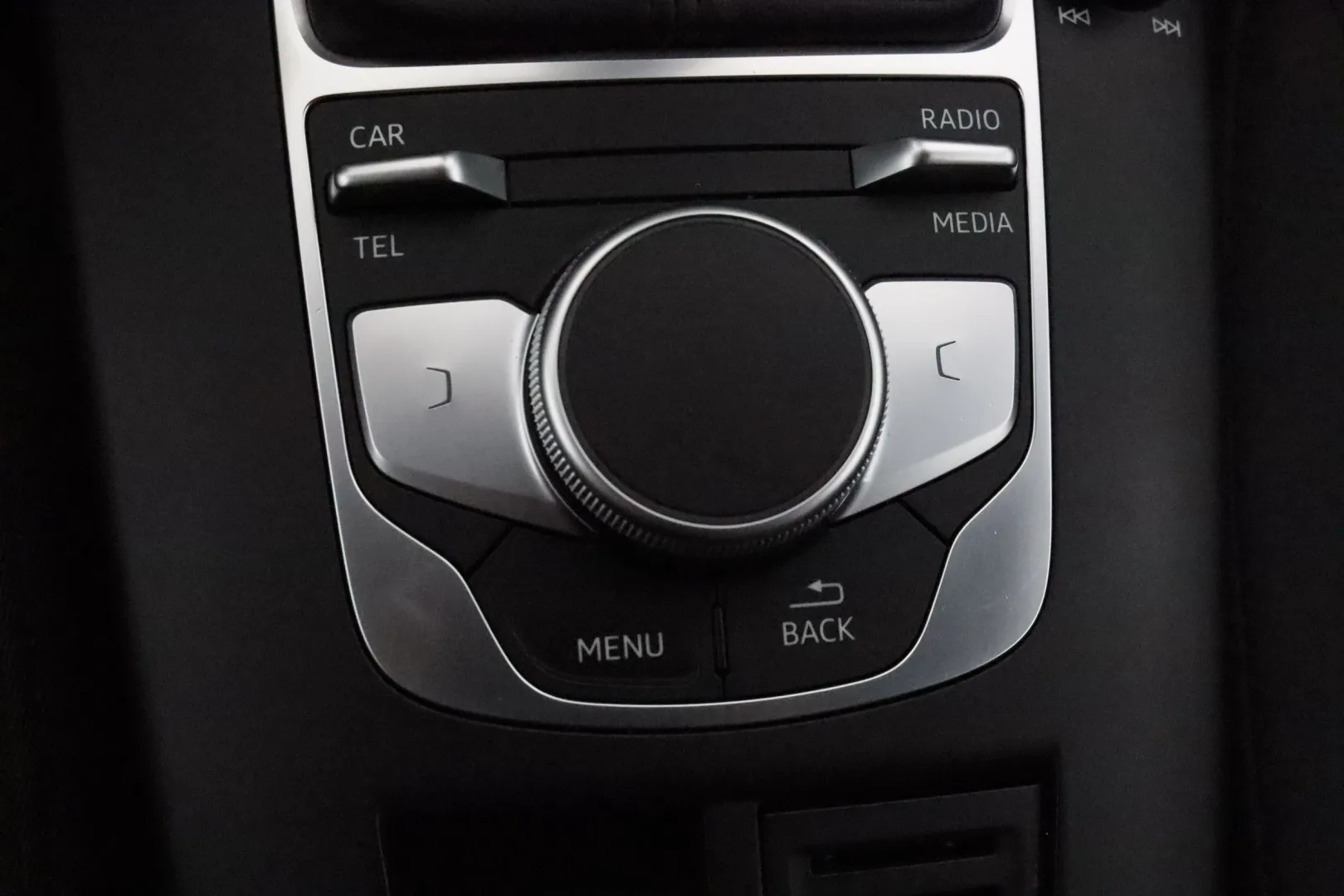 AUDI A3 EOO-752 carousel image