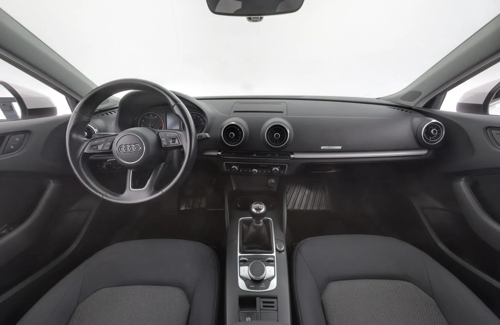 AUDI A3 EOO-752 carousel image