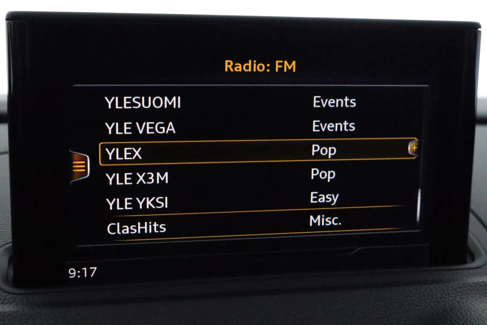 AUDI A3 EOO-752 carousel image