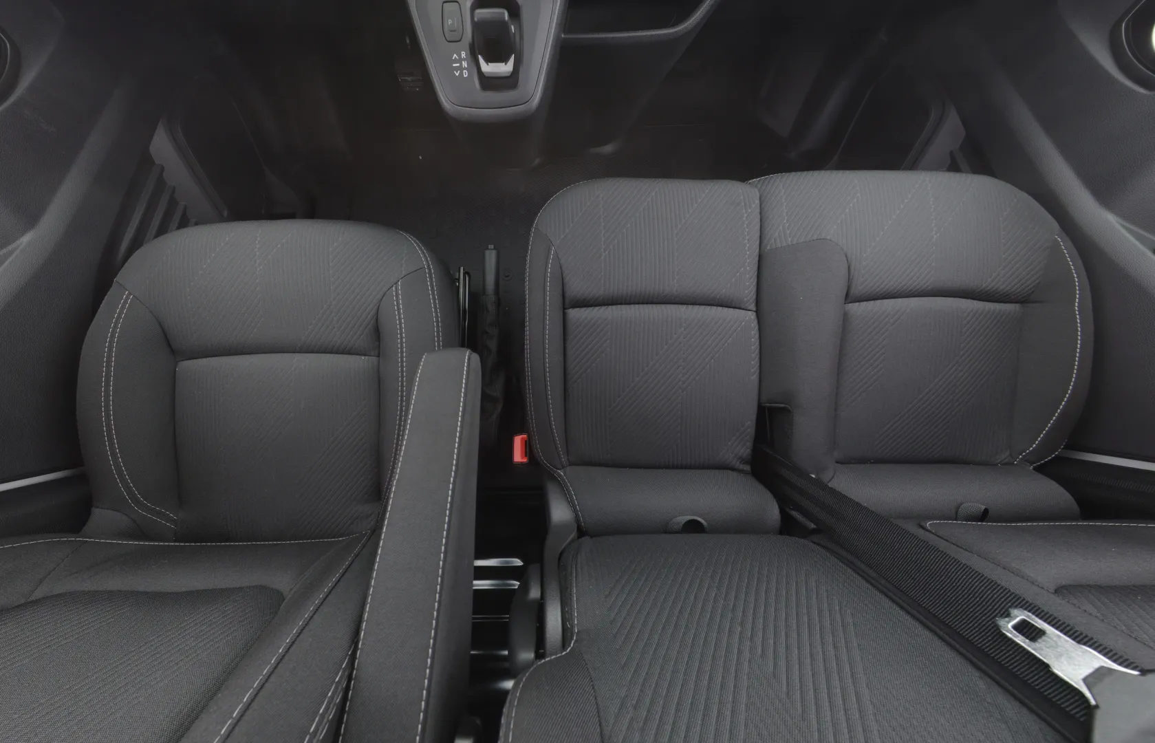 Nissan Primastar SRS-128 carousel image