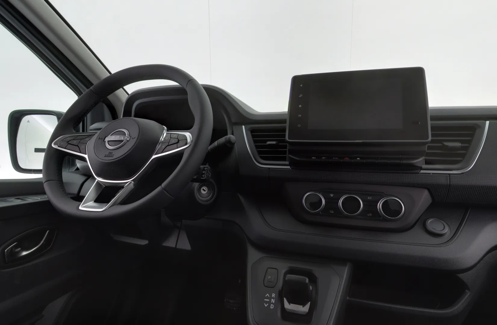 Nissan Primastar SRS-128 carousel image