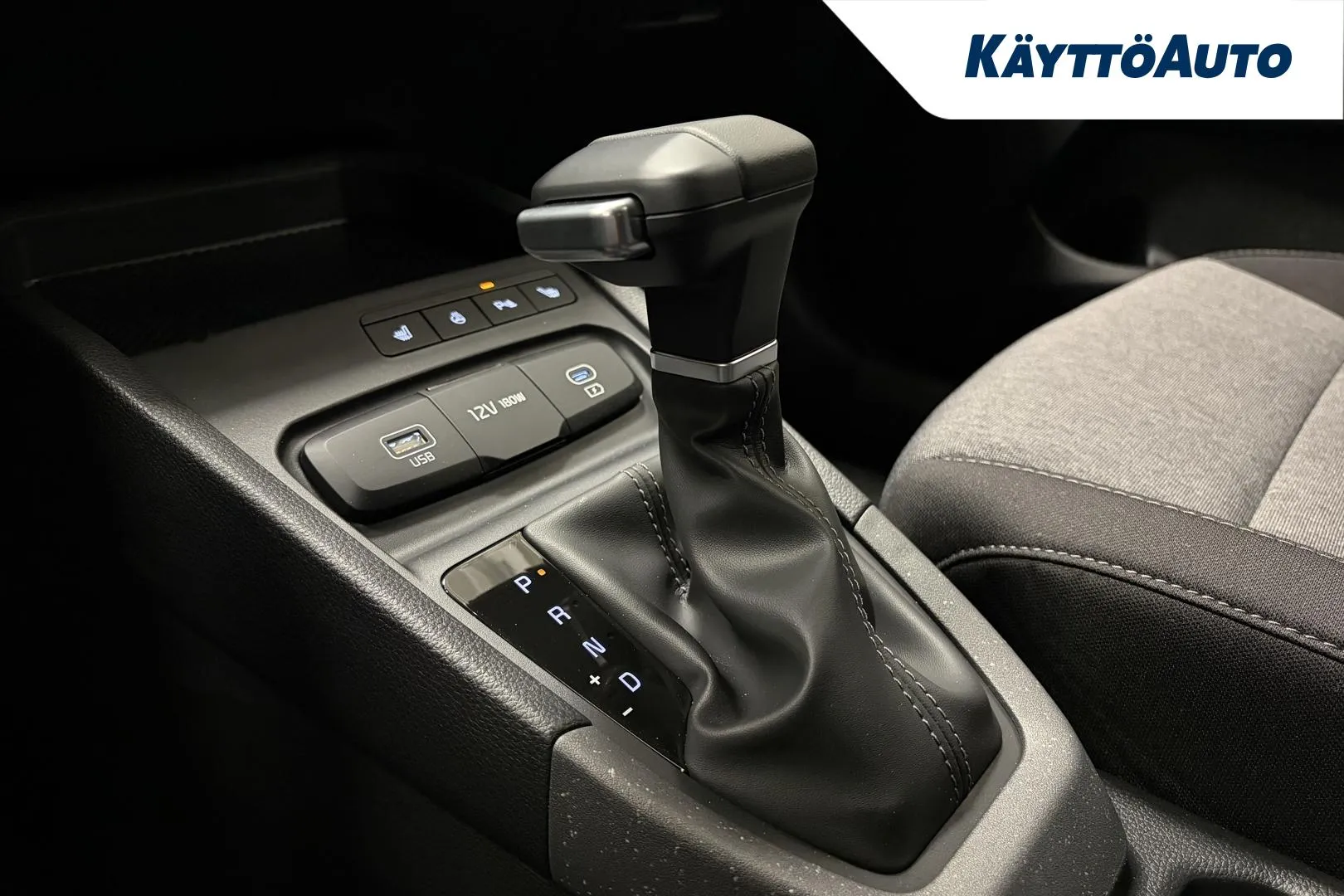 Kia Stonic RXS-174 carousel image