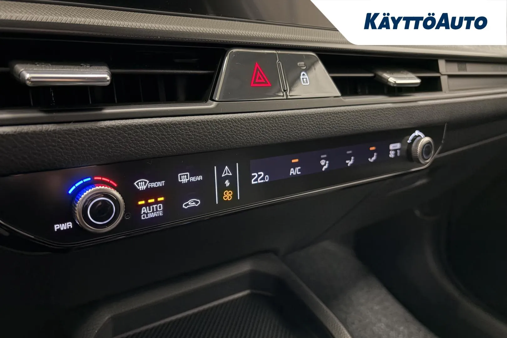 Kia Stonic RXS-174 carousel image