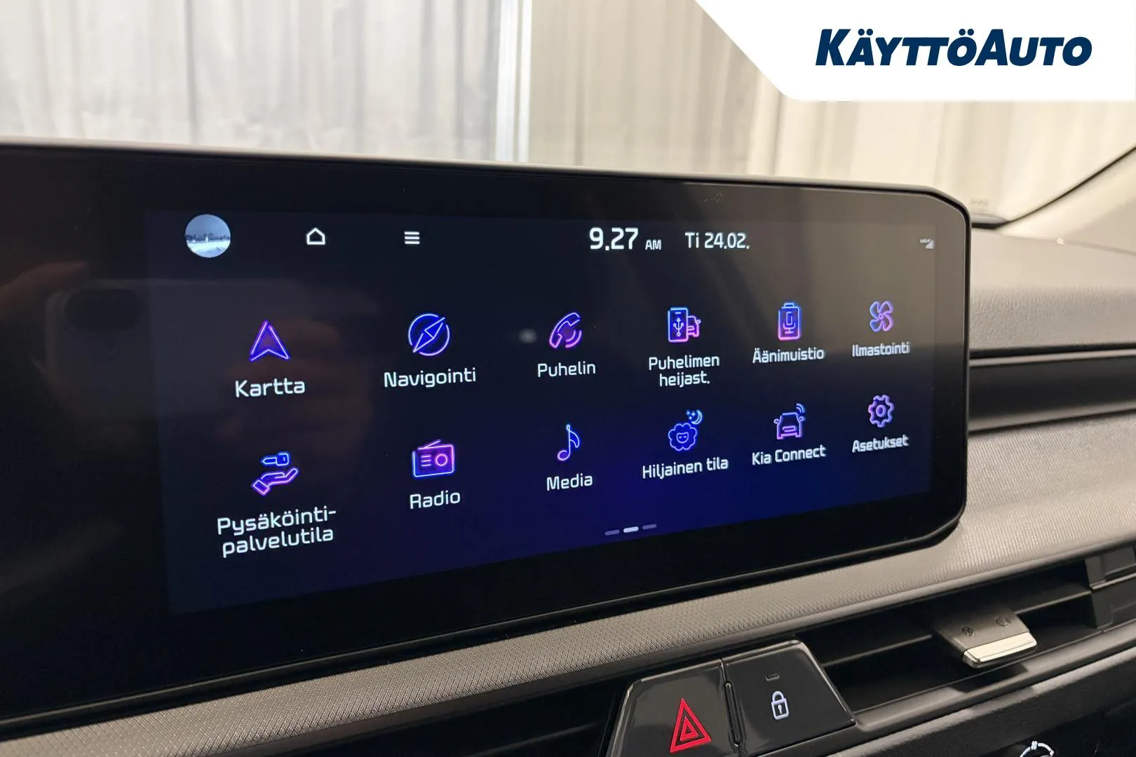 Kia Stonic RXS-174 carousel image