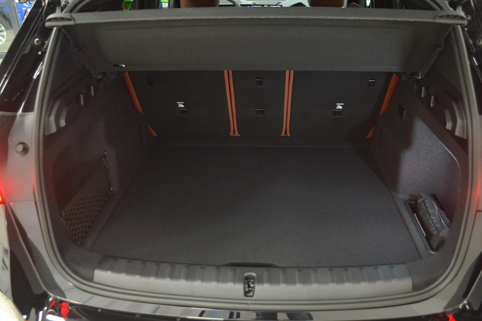 BMW iX1 SRN-260 carousel image