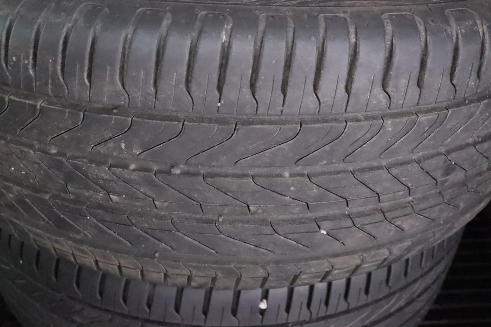 VOLKSWAGEN Caddy Maxi EMH-323 carousel image