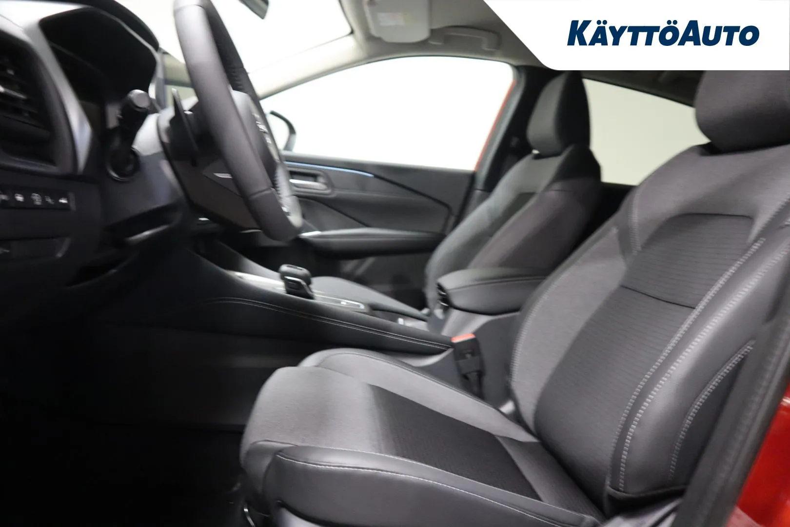 Nissan Qashqai ISU-755 carousel image