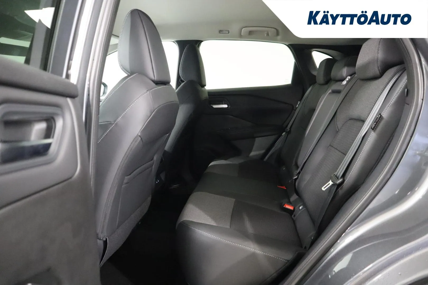 Nissan Qashqai MOP-430 carousel image