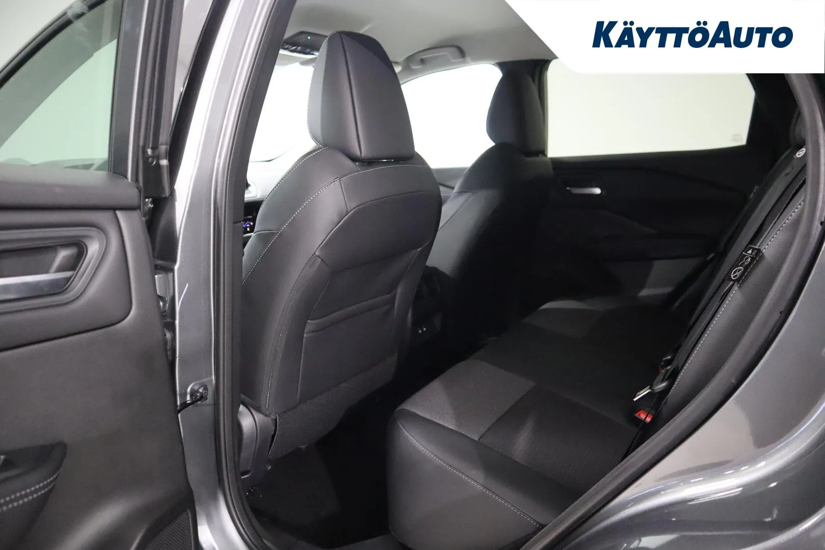 Nissan Qashqai MOP-430 carousel image