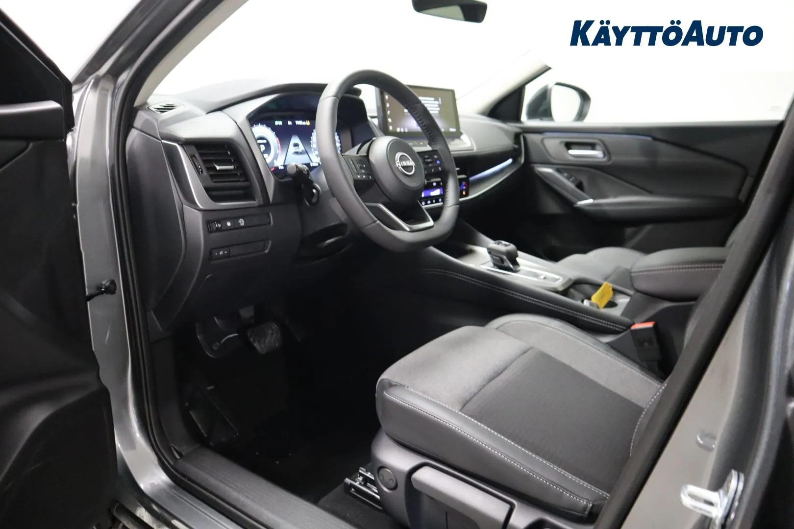 Nissan Qashqai MOP-430 carousel image