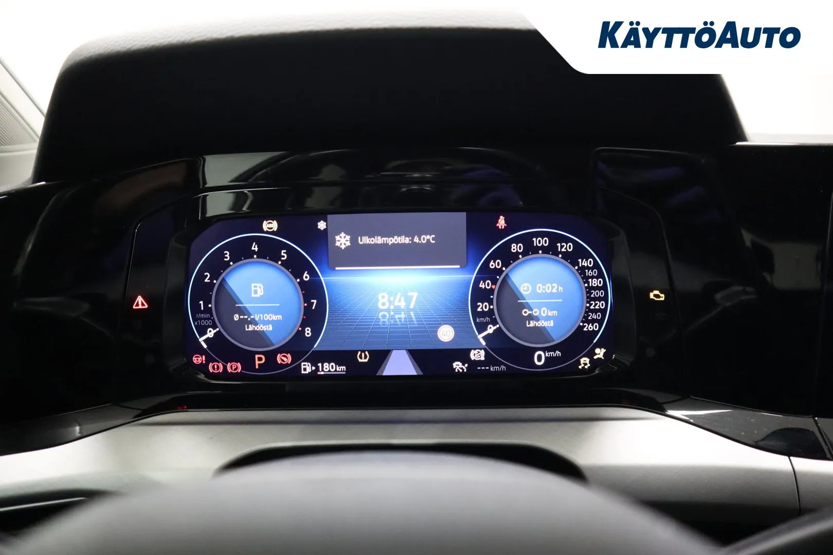 VOLKSWAGEN Golf IZA-637 carousel image