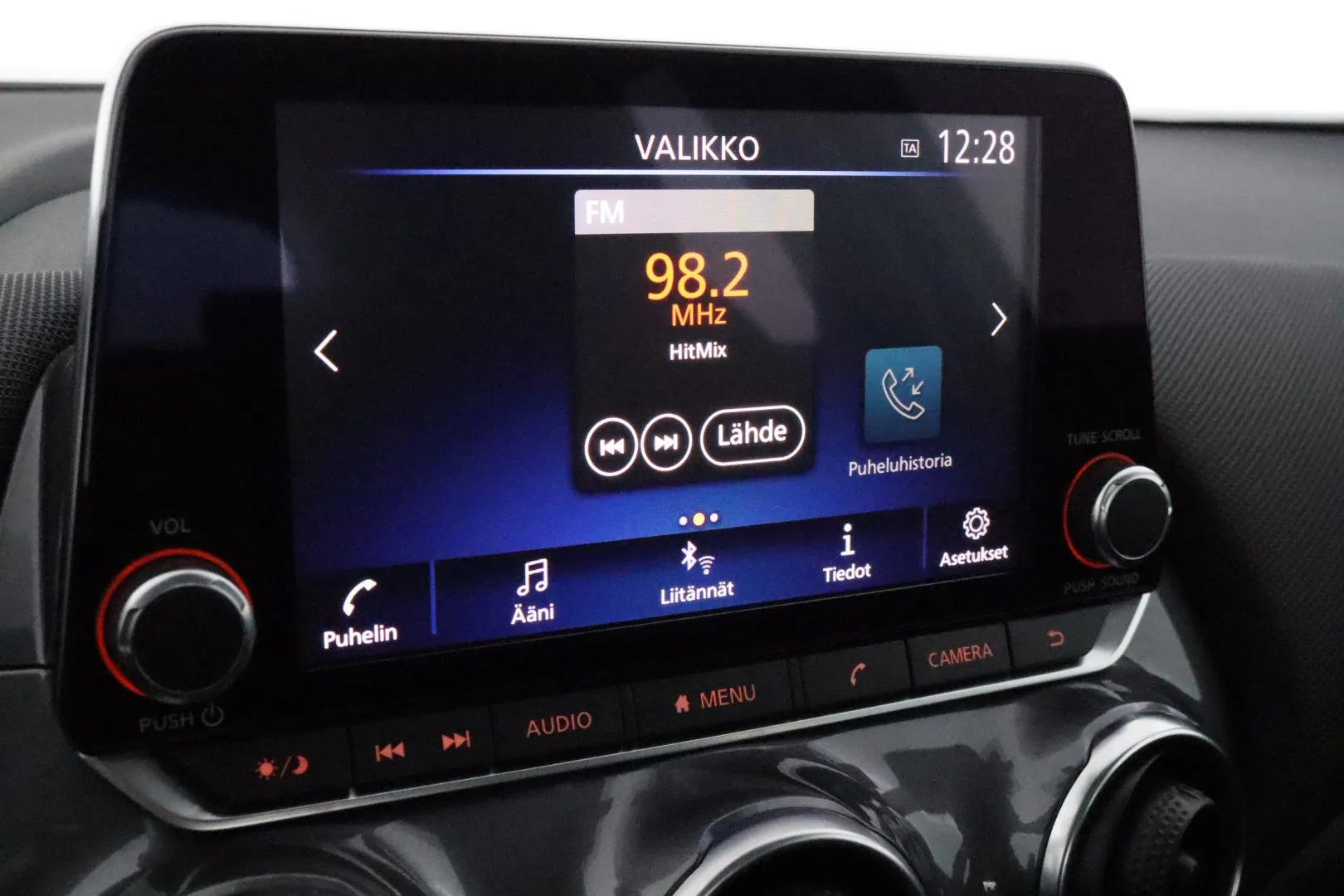 NISSAN Juke OVR-424 carousel image