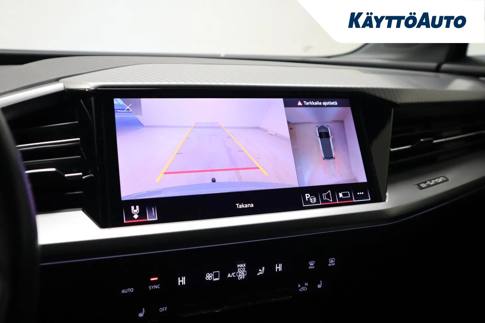 AUDI Q4 e-tron EUR-739 carousel image