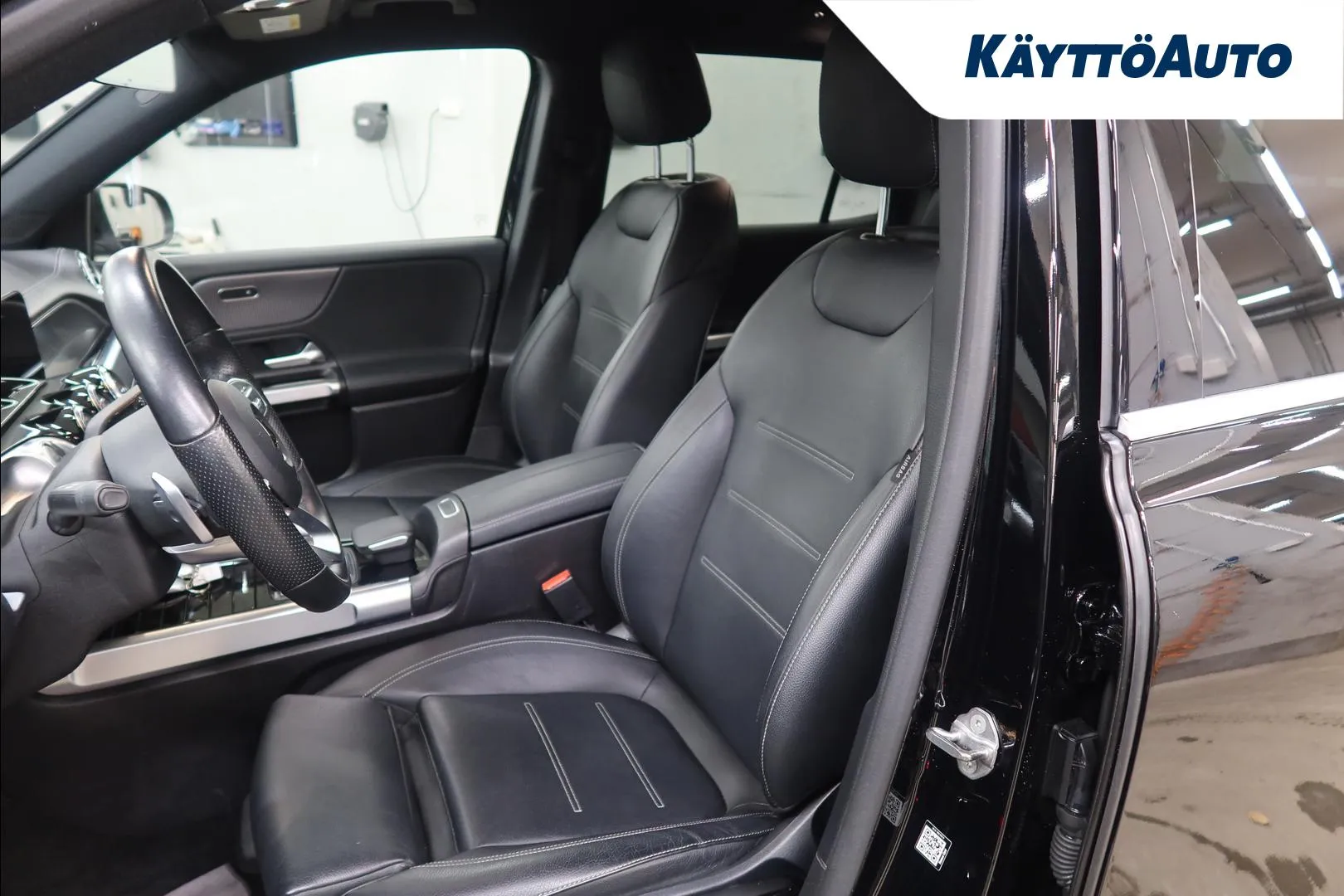 Mercedes-Benz EQB JNK-187 carousel image