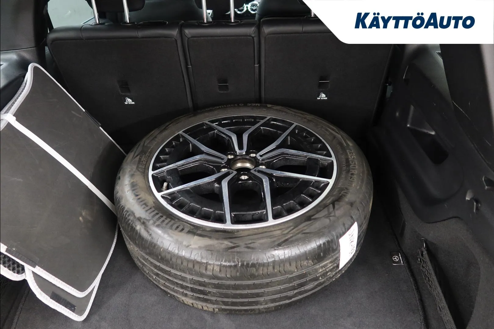 Mercedes-Benz EQB JNK-187 carousel image