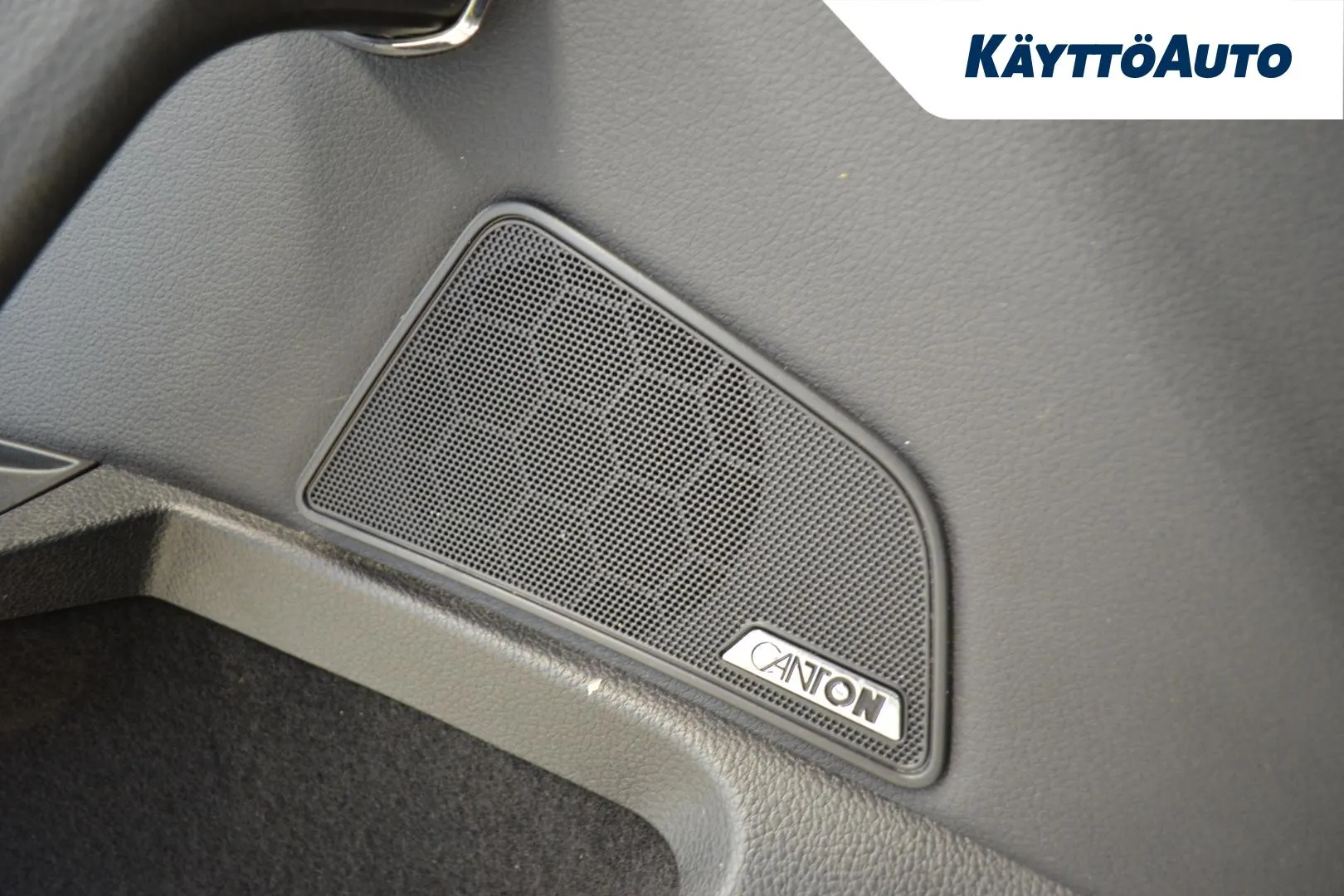 SKODA Superb CPC-871 carousel image