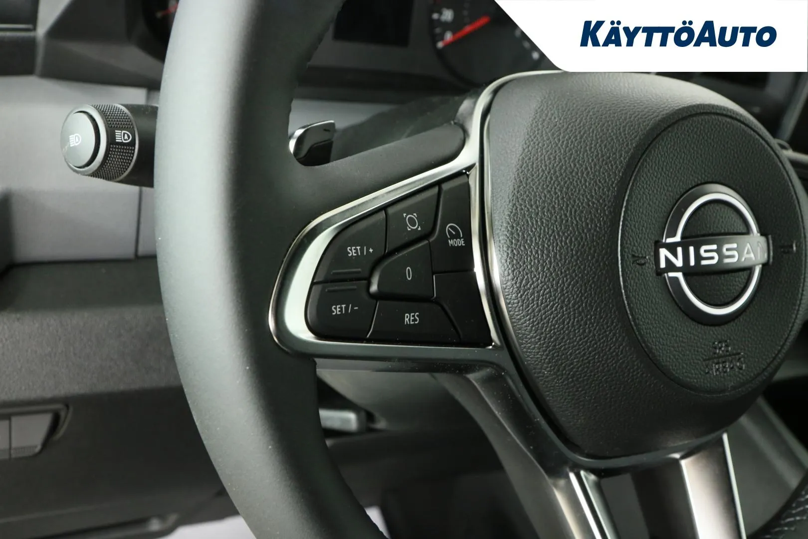 Nissan Interstar FSR-905 carousel image