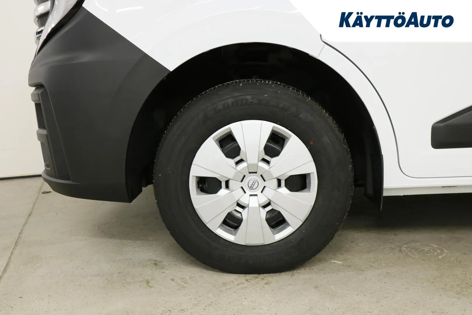 Nissan Interstar FSR-905 carousel image